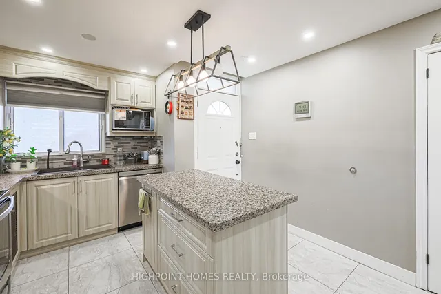 Additional image 11 of 140 Leeward Glwy Unit 315