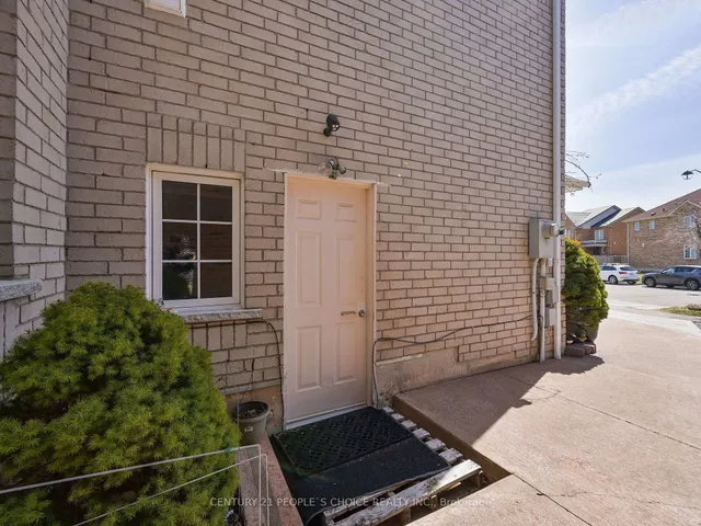 Additional image 46 of 6963 Amour Terr