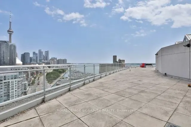 Additional image 9 of 650 Queens Quay Unit 1121