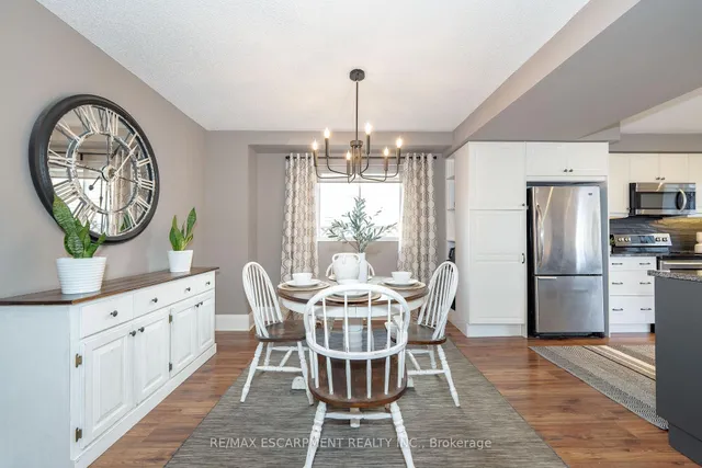 Additional image 23 of 2485 Newport St