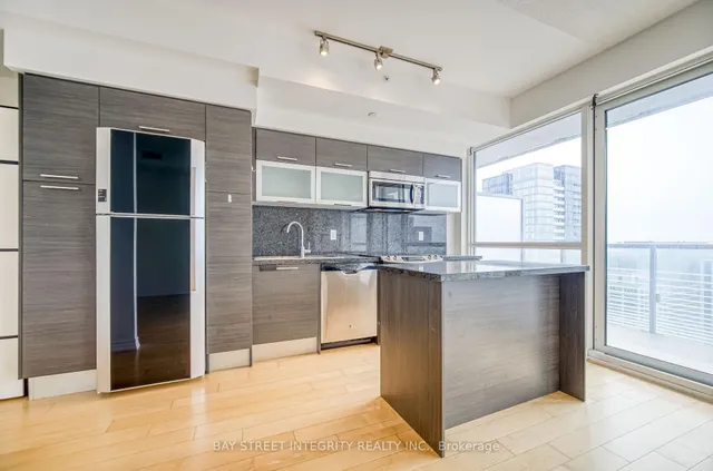Additional image 8 of 386 Yonge St Unit 3414