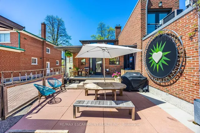 Additional image 34 of 35 Woodenhill Crt