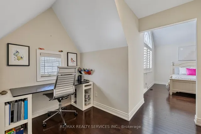 Additional image 24 of 5 Perth St