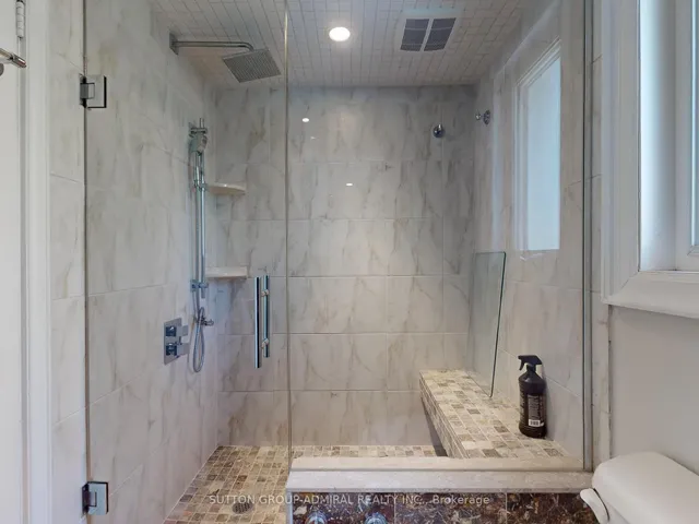 Additional image 21 of 248 Glengrove Ave