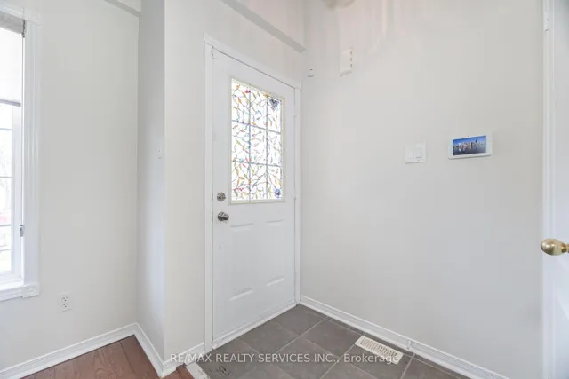 Additional image 12 of 47 Heartleaf Cres