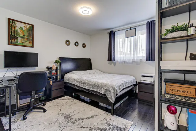 Additional image 22 of 1261 Consort Cres