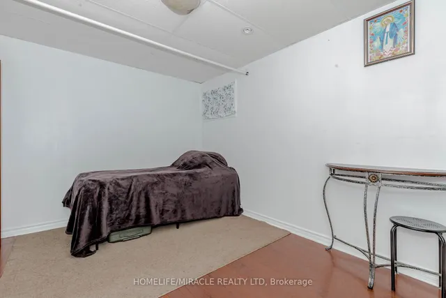 Additional image 41 of 12 Eden Park Unit 12