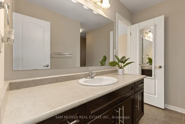 Additional image 31 of 597 Bartleman Terr