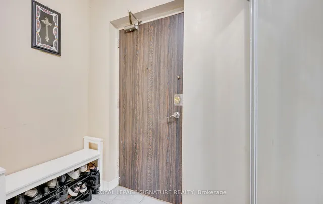 Additional image 10 of 3025 Queen Frederica Dr Unit 201