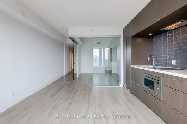 Additional image 7 of 155 Yorkville Ave Unit 2601