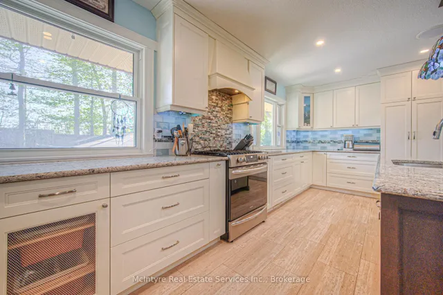 Additional image 15 of 215 Southwood Dr