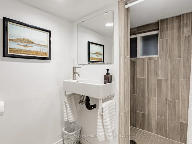 Additional image 11 of 54 Winona Dr