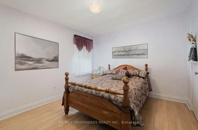 Additional image 17 of 1310 Victoria Park Ave