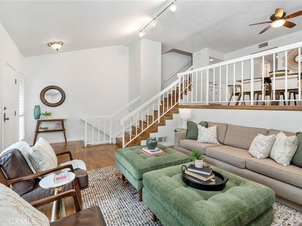Property image for 18120 Oxnard St UNIT 76, Tarzana, CA 91356