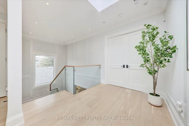 Additional image 24 of 232 Ellerslie Ave