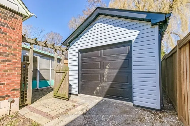 Additional image 30 of 6 Holswade Rd
