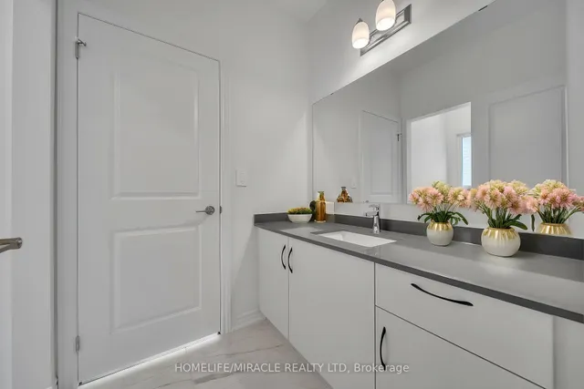 Additional image 30 of 1536 Buttercup Crt