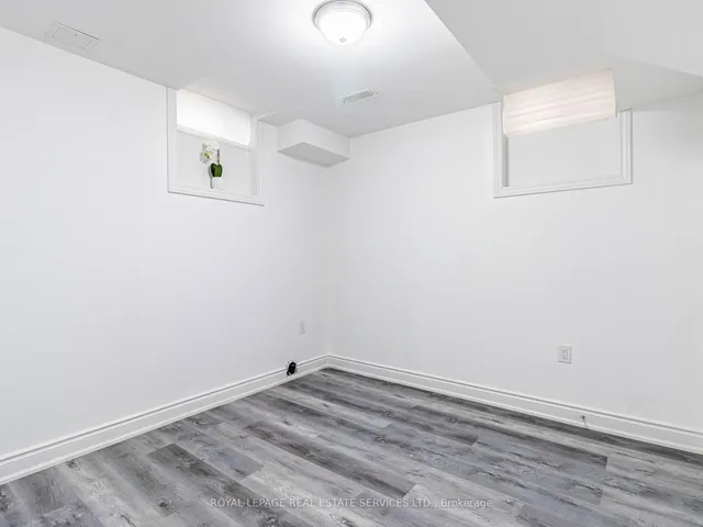 Additional image 41 of 22 Riseborough Dr