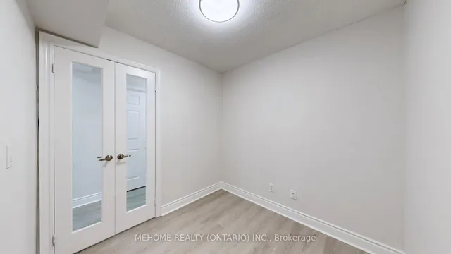 Additional image 23 of 15 Greenview Ave Unit 2203