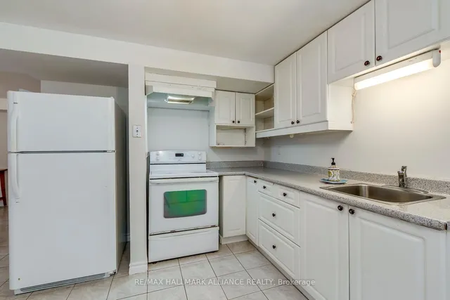 Additional image 39 of 2916 Sycamore St