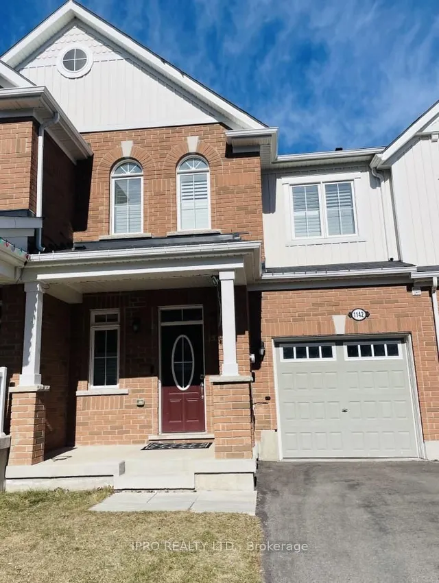 1142 Duignan Cres