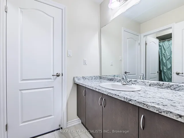 Additional image 26 of 23 Henry Moody Dr