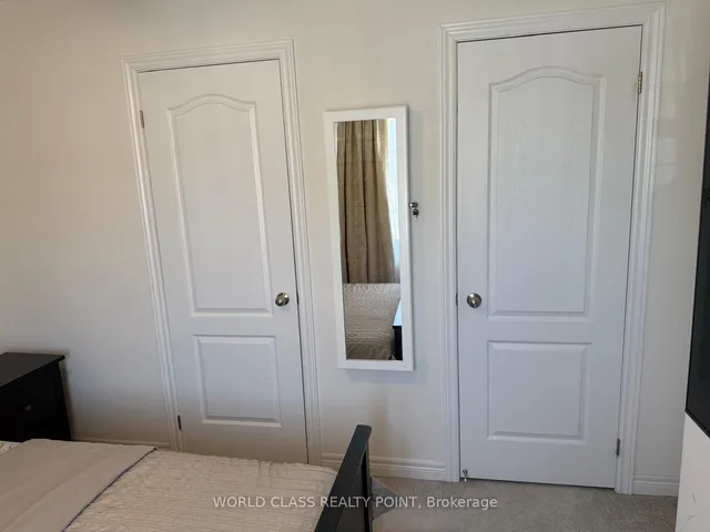 Additional image 32 of 3923 Koenig Rd