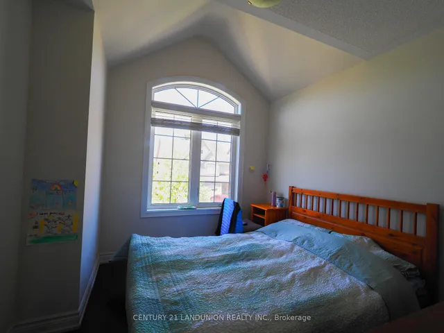 Additional image 10 of 35 Goldthread Terr