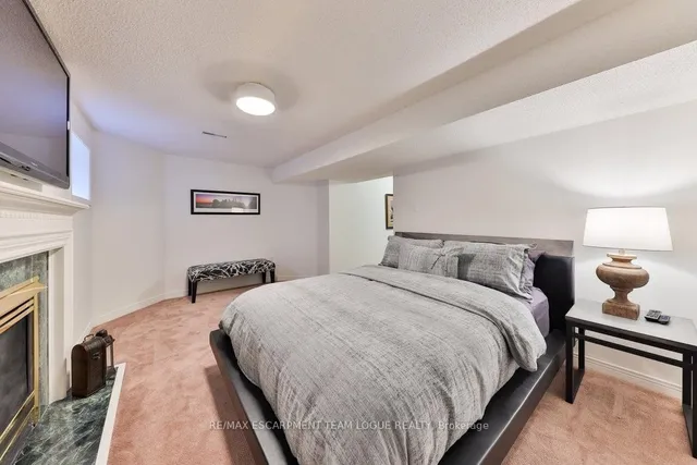 Additional image 36 of 2145 Country Club Dr Unit 13