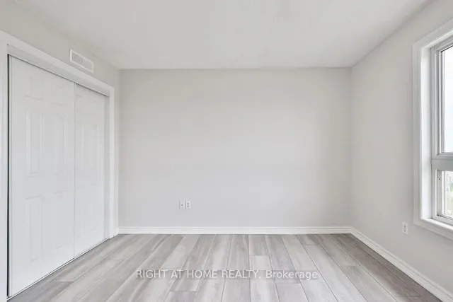 Additional image 31 of 4450 Fairview St Unit 402