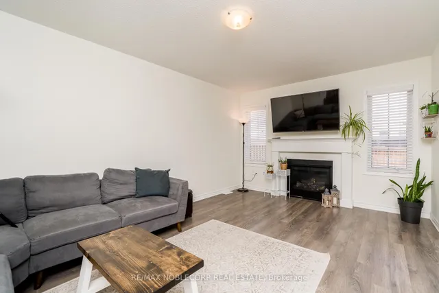 Additional image 14 of 1152 Duignan Cres