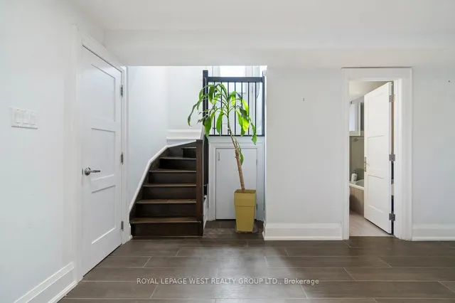 Additional image 43 of 218 Cameron Ave