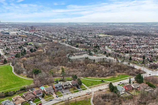 Additional image 39 of 8351 Mclaughlin Rd Unit 218