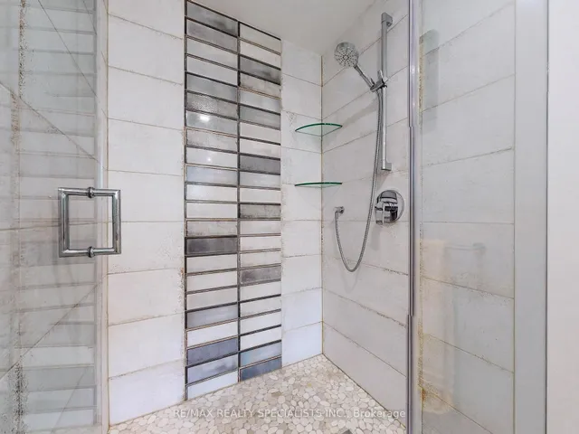 Additional image 24 of 1846 Steepbank Cres