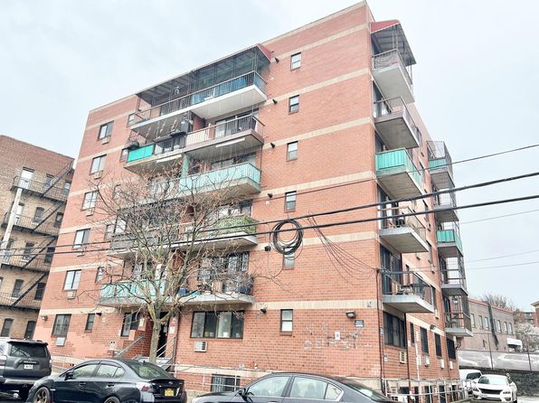 34-45 Leavitt Street #3C, Flushing, NY 11354