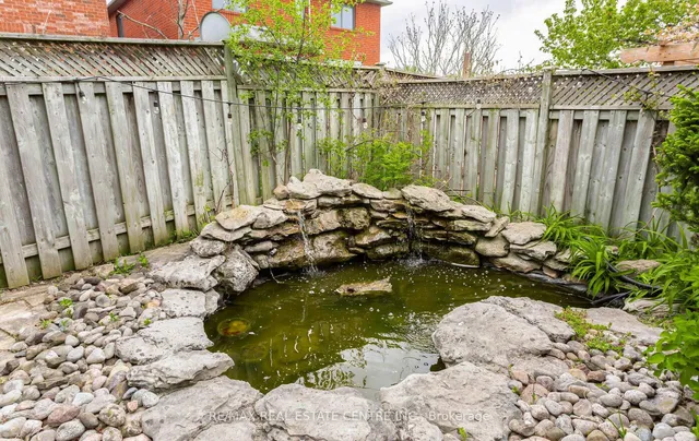 Additional image 49 of 1731 Riverbrook Cres