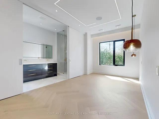 Additional image 37 of 8 Balding Crt