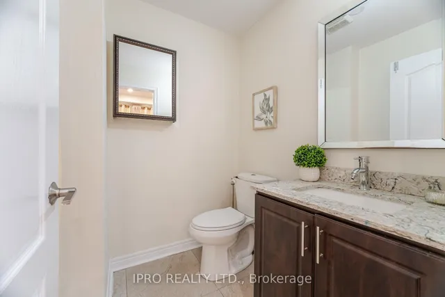 Additional image 20 of 803 Khan Cres