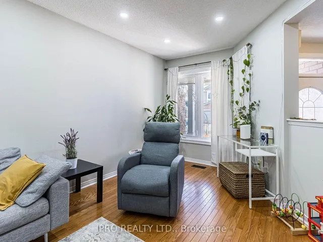 Additional image 23 of 833 Scollard Crt Unit 107