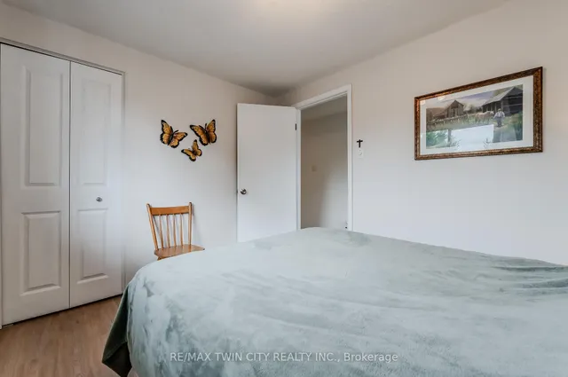 Additional image 22 of 136 St Jerome Cres