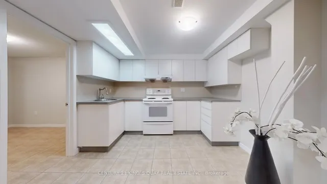 Additional image 31 of 65 Oakhaven Dr