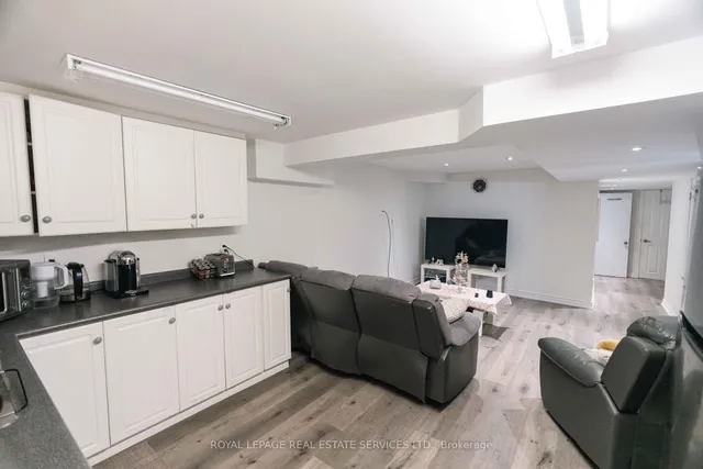 Additional image 20 of 5129 Boardwalk Dr