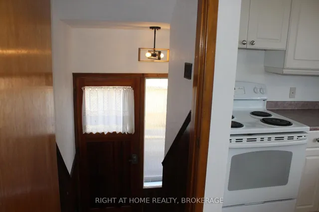 Additional image 22 of 90 Foxbar Rd