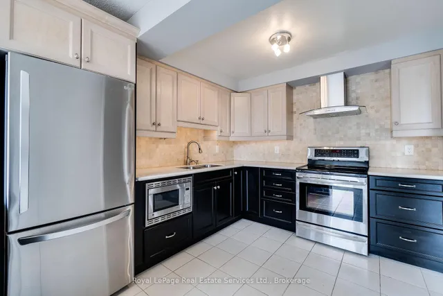 Additional image 10 of 67 Caroline St Unit 1103