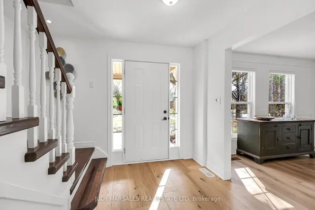 Additional image 5 of 6 Tinder Lane