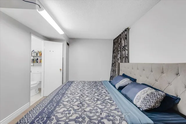 Additional image 29 of 4 Lisa St Unit 412