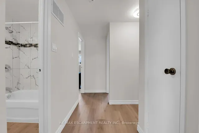 Additional image 23 of 129 Valley Stream Dr