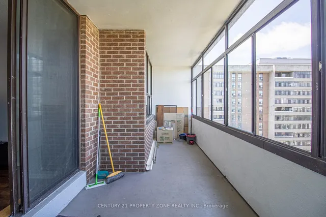 Additional image 17 of 25 Kensington Rd Unit 1612