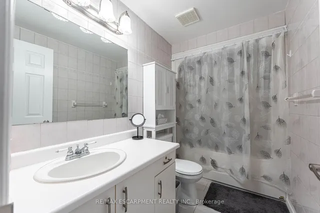 Additional image 22 of 1 Royalwood Crt Unit 55