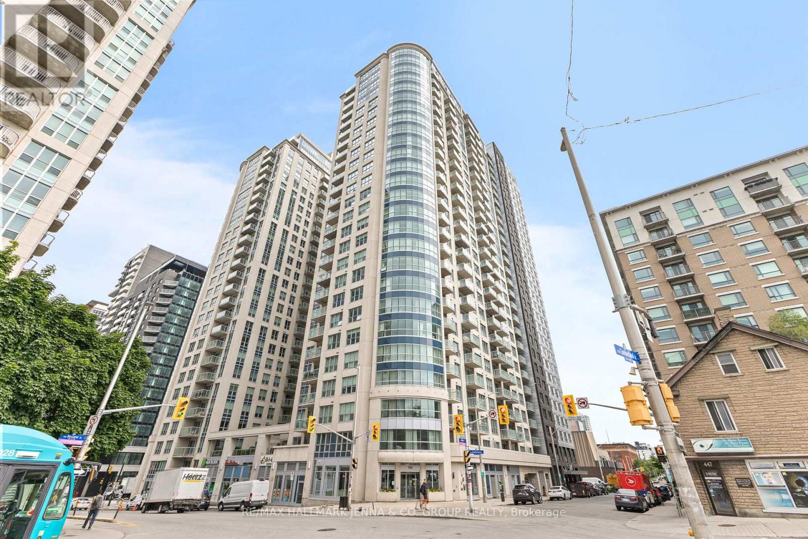 1306 - 195 BESSERER STREET|Ottawa, Ontario K1N0B6